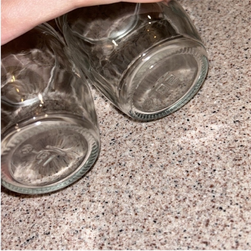 Two small glasses - Picture 4 of 5